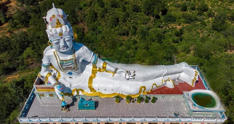 Chùa Quan Âm Đà Lạt có các tượng Phật cỡ lớn thuộc top Việt Nam.