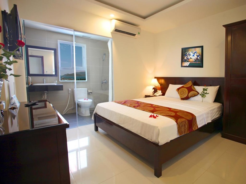 Khách sạn Azura cung cấp chỗ lưu trú chất lượng 2 sao tại Nha Trang.