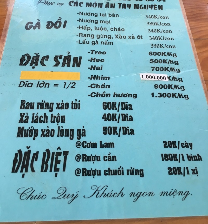 Menu quán gà nướng cơm lam Khương Duy ở Đà Lạt.