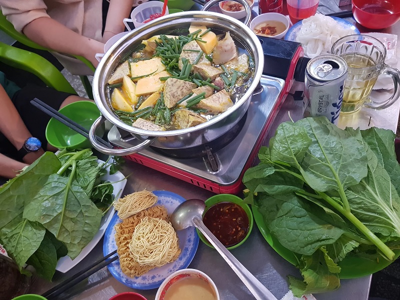 Lẩu bò Trang.