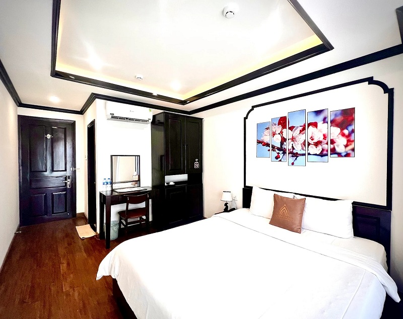 Khách sạn giá rẻ ở Quy Nhơn - Phương Đông Hotel.